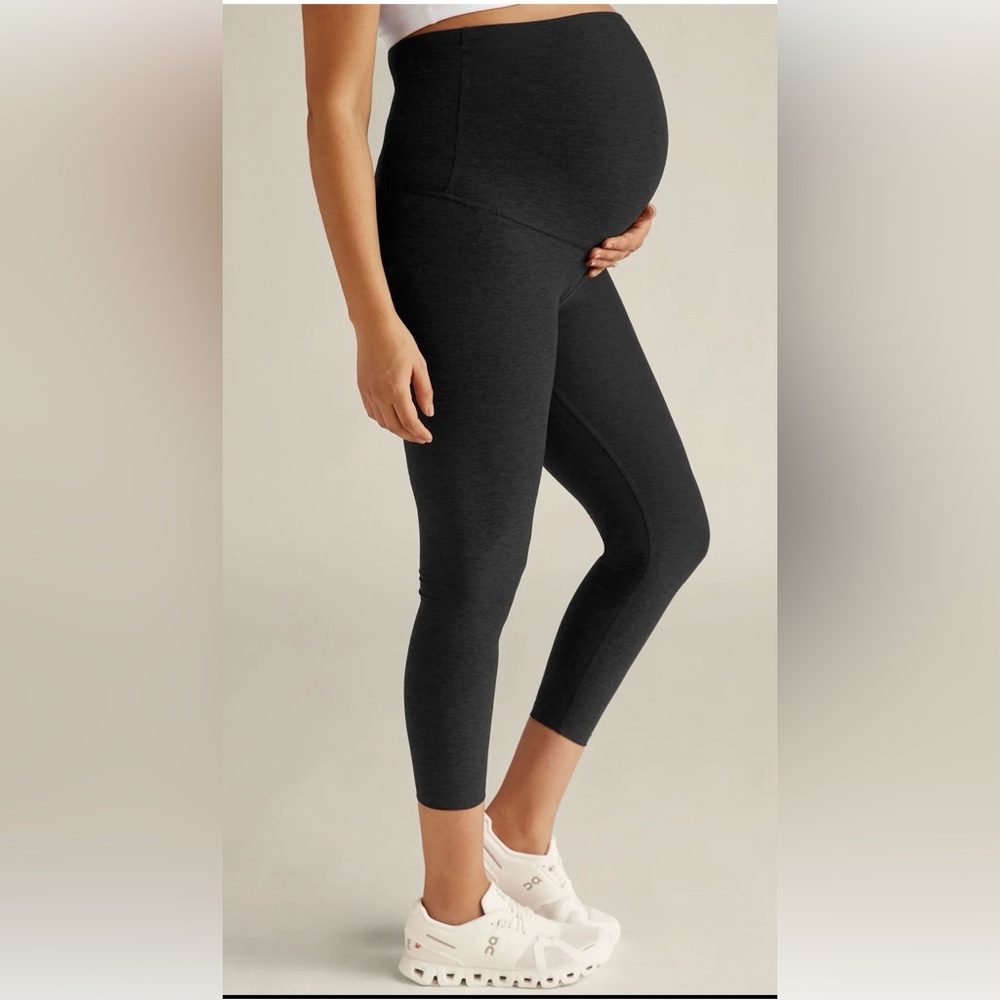 Beyond Yoga Spacedye Love The Bump Capri Maternity Legging